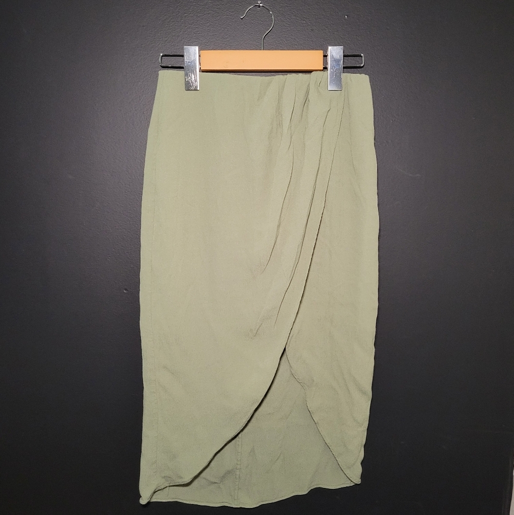 Wilfred Asymmetrical Olive Skirt